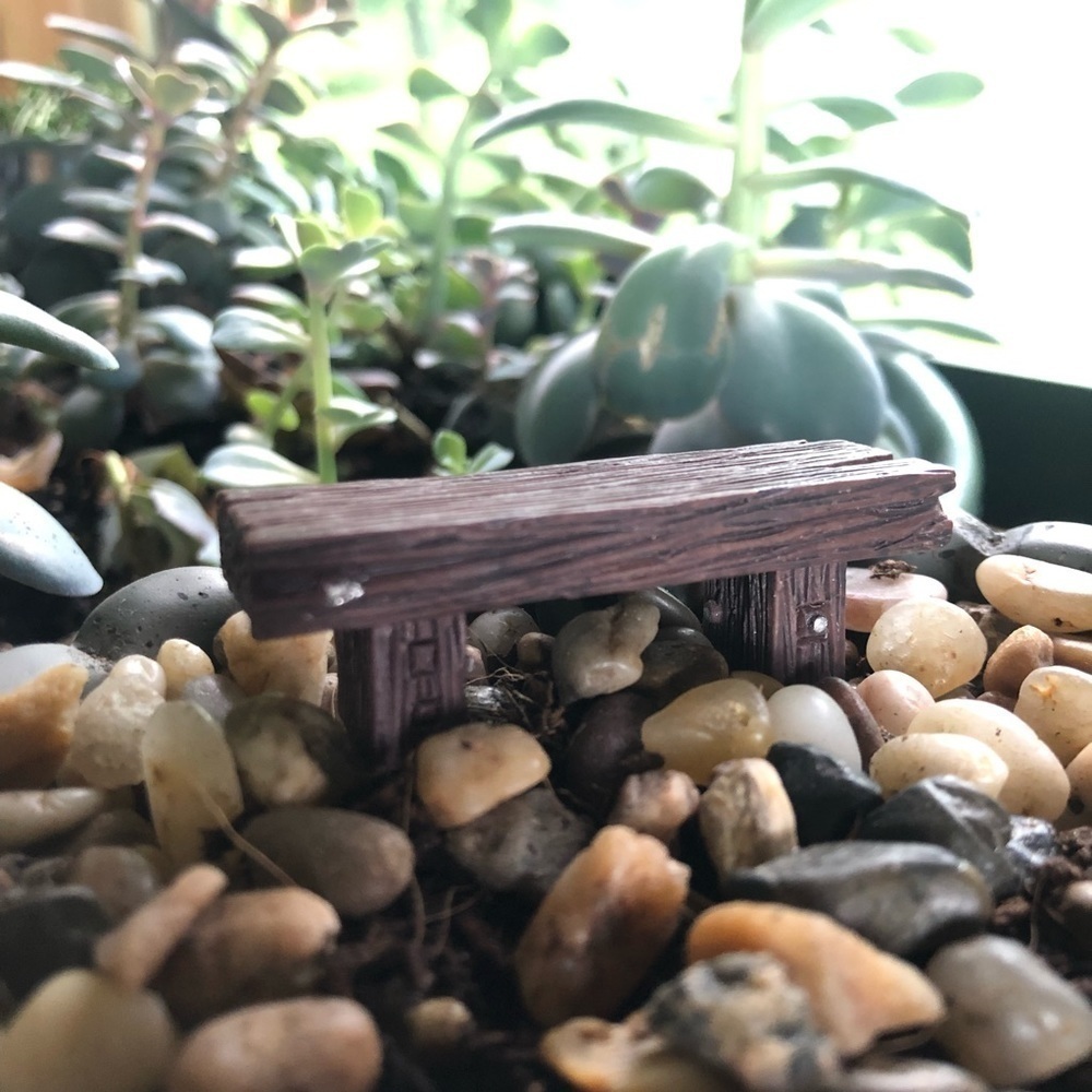 𝅺MINI Decorative Resin Bench